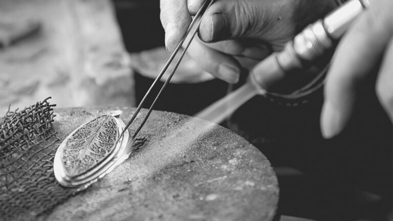 The Wonders Of Craftsmanship – Details Of Filigree